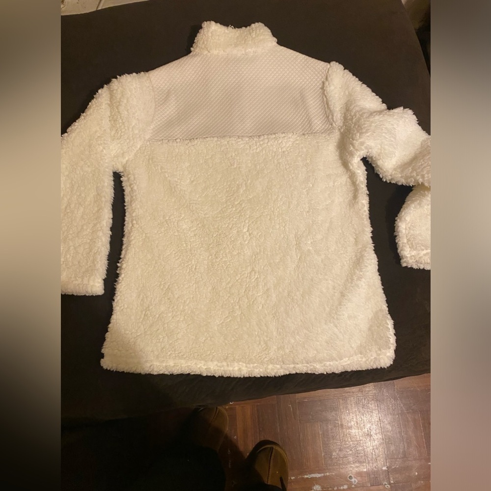 Athletic works sweater - Picture 3 of 4